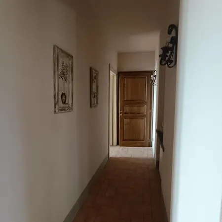 Tenuta L'oliveta Farm stay *