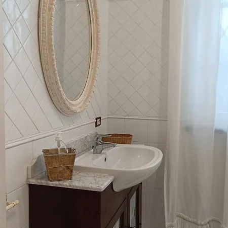 Farm stay Tenuta L'oliveta Crespina