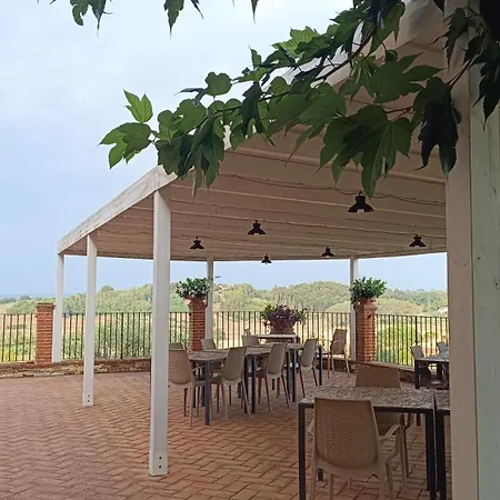 Tenuta L'oliveta Farm stay